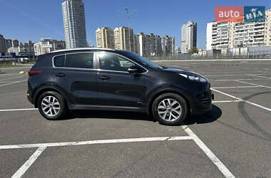 Внедорожник / Кроссовер Kia Sportage 2017 в 