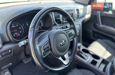 Внедорожник / Кроссовер Kia Sportage 2017 в 