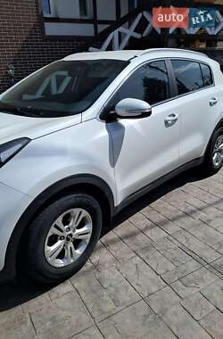 Внедорожник / Кроссовер Kia Sportage 2016 в 