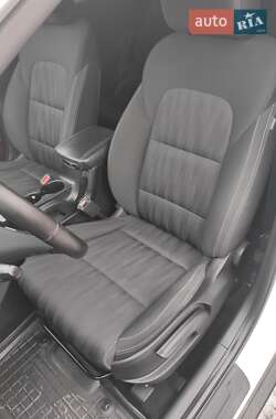 Внедорожник / Кроссовер Kia Sportage 2019 в 