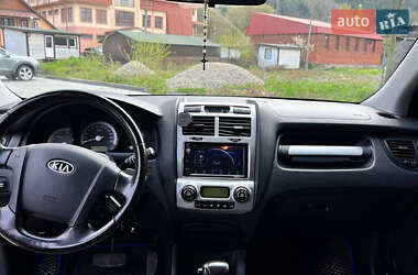 Позашляховик / Кросовер Kia Sportage 2008 в 