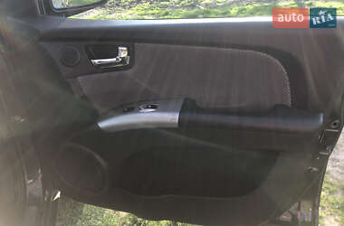 Позашляховик / Кросовер Kia Sportage 2010 в 