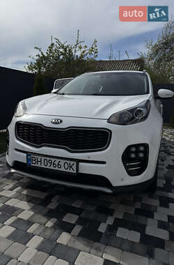 Позашляховик / Кросовер Kia Sportage 2017 в 