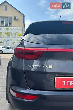 Внедорожник / Кроссовер Kia Sportage 2016 в 