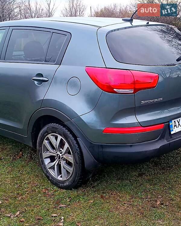 Внедорожник / Кроссовер Kia Sportage 2014 в Краснограде