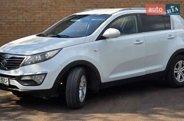 Внедорожник / Кроссовер Kia Sportage 2012 в 