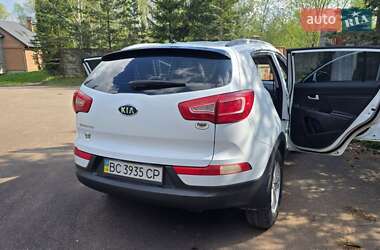Внедорожник / Кроссовер Kia Sportage 2012 в 