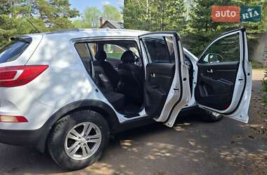 Внедорожник / Кроссовер Kia Sportage 2012 в 