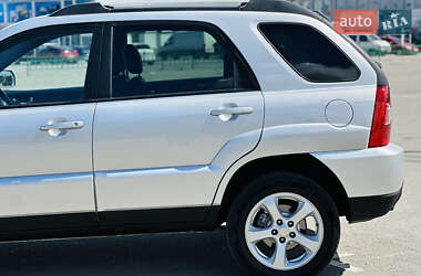 Внедорожник / Кроссовер Kia Sportage 2009 в 