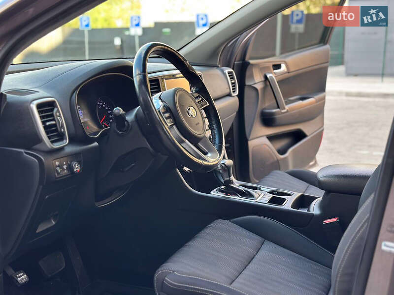 Позашляховик / Кросовер Kia Sportage 2019 в Дніпрі фото 11 Позашляховик / Кросовер Kia Sportage 2019 в Дніпрі