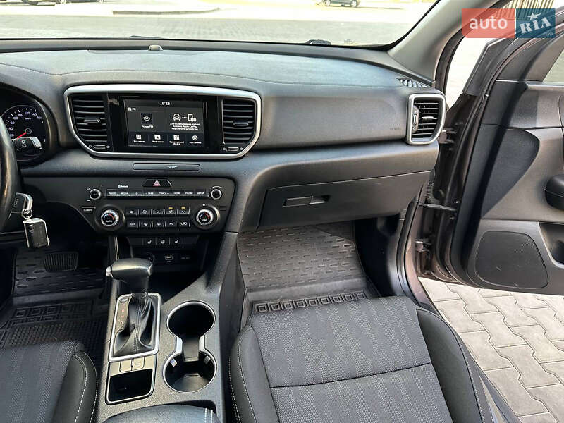 Позашляховик / Кросовер Kia Sportage 2019 в Дніпрі фото 28 Позашляховик / Кросовер Kia Sportage 2019 в Дніпрі