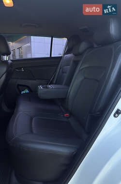 Внедорожник / Кроссовер Kia Sportage 2014 в 