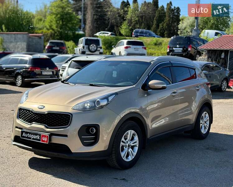 Внедорожник / Кроссовер Kia Sportage 2016 в 