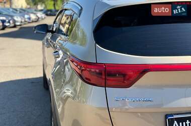 Внедорожник / Кроссовер Kia Sportage 2016 в 