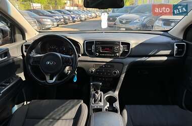 Внедорожник / Кроссовер Kia Sportage 2016 в 