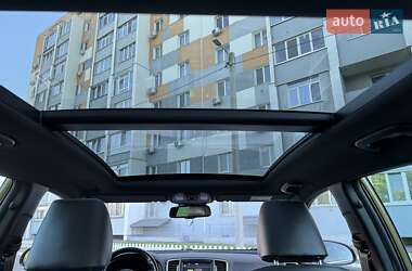 Позашляховик / Кросовер Kia Sportage 2016 в 