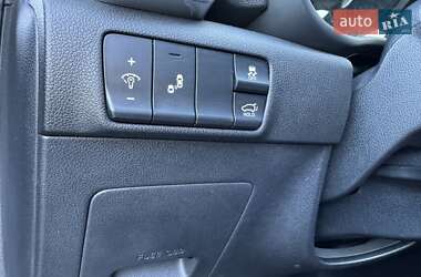 Позашляховик / Кросовер Kia Sportage 2016 в 