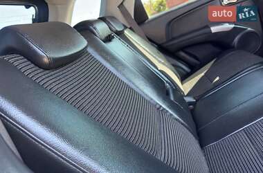 Позашляховик / Кросовер Kia Sportage 2007 в 
