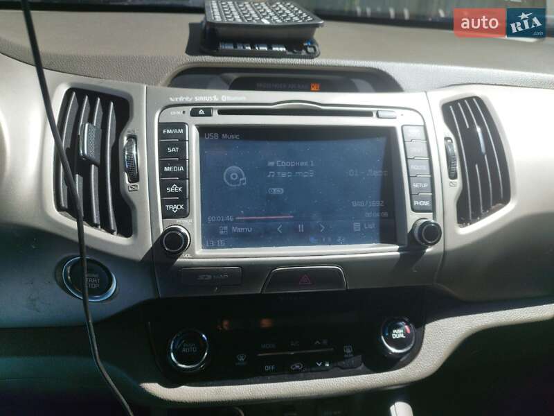 Внедорожник / Кроссовер Kia Sportage 2013 в Харькове