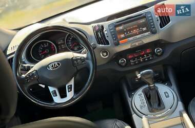 Внедорожник / Кроссовер Kia Sportage 2014 в 