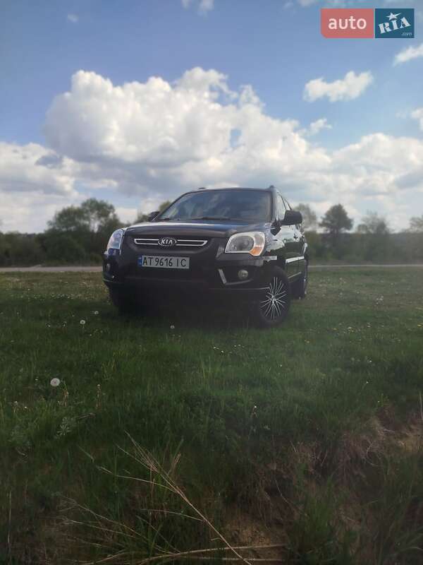 Позашляховик / Кросовер Kia Sportage 2008 в Калуші