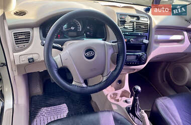 Внедорожник / Кроссовер Kia Sportage 2006 в 