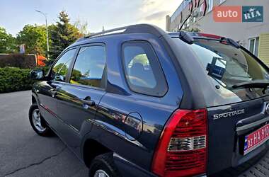 Внедорожник / Кроссовер Kia Sportage 2008 в 