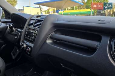 Внедорожник / Кроссовер Kia Sportage 2008 в 