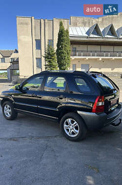 Позашляховик / Кросовер Kia Sportage 2007 в 