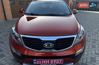 Внедорожник / Кроссовер Kia Sportage 2012 в 
