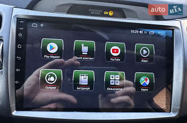 Внедорожник / Кроссовер Kia Sportage 2012 в 