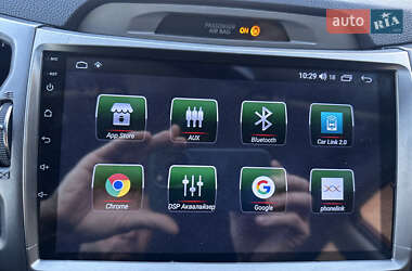 Внедорожник / Кроссовер Kia Sportage 2012 в 