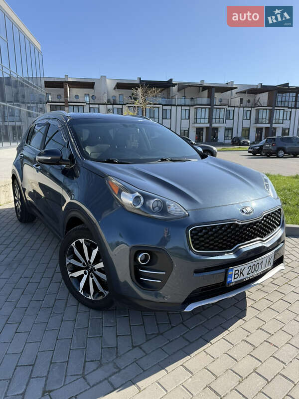 Внедорожник / Кроссовер Kia Sportage 2017 в Ровно
