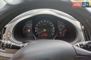 Позашляховик / Кросовер Kia Sportage 2012 в 