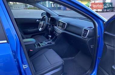Позашляховик / Кросовер Kia Sportage 2019 в 