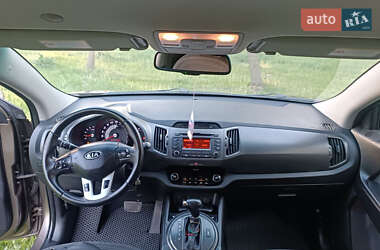 Внедорожник / Кроссовер Kia Sportage 2011 в 