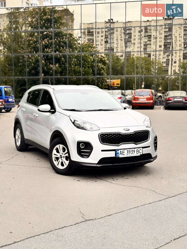 Внедорожник / Кроссовер Kia Sportage 2017 в 