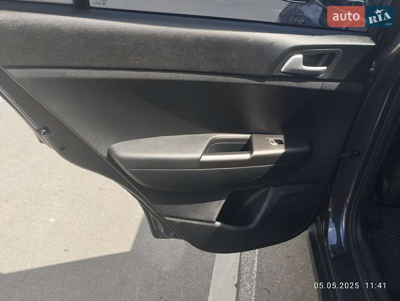 Внедорожник / Кроссовер Kia Sportage 2021 в Никополе