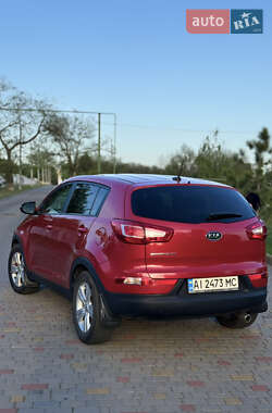 Позашляховик / Кросовер Kia Sportage 2012 в 