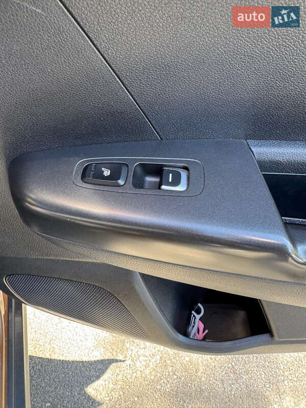 Позашляховик / Кросовер Kia Sportage 2017 в Полтаві