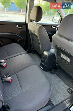 Внедорожник / Кроссовер Kia Sportage 2006 в 