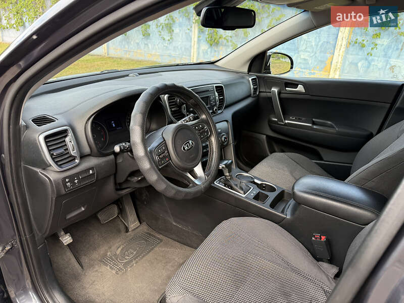 Позашляховик / Кросовер Kia Sportage 2017 в Києві