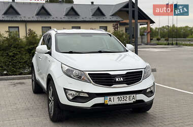 Позашляховик / Кросовер Kia Sportage 2012 в 