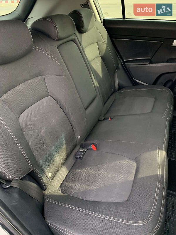 Внедорожник / Кроссовер Kia Sportage 2012 в Одессе