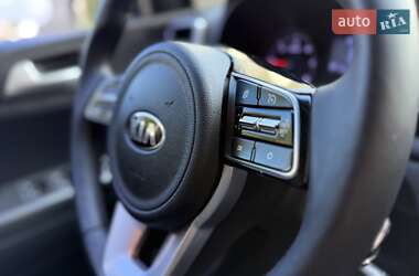 Позашляховик / Кросовер Kia Sportage 2019 в 