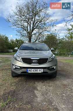 Внедорожник / Кроссовер Kia Sportage 2012 в 
