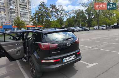 Внедорожник / Кроссовер Kia Sportage 2013 в 