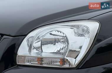 Позашляховик / Кросовер Kia Sportage 2006 в 