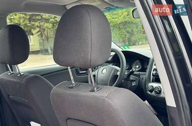 Позашляховик / Кросовер Kia Sportage 2006 в 