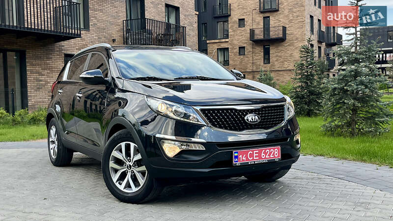 Позашляховик / Кросовер Kia Sportage 2015 в 